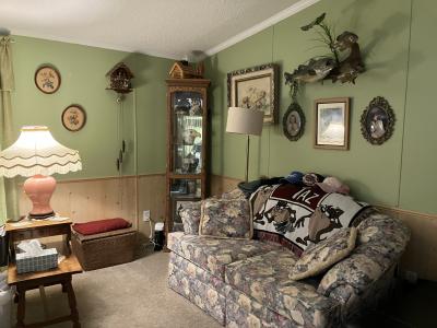 Photo 3 of 12 of home located at 1601 Eagleview Dr. Marion, IA 52302