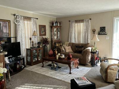Photo 5 of 10 of home located at 1668 Ottawa Dr. Marion, IA 52302