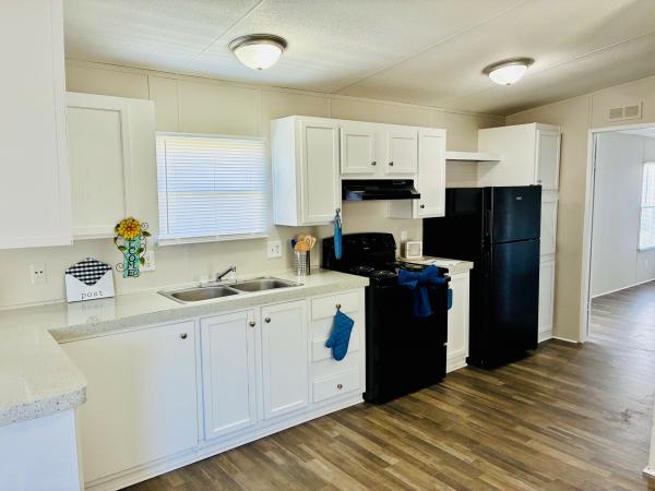 2006 FTWD mobile Home