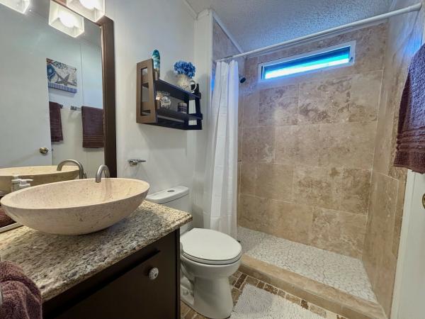 1988 FUQU FH3610483AB Mobile Home
