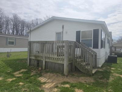 Photo 5 of 13 of home located at 62430 Locust Rd Lot 189 South Bend, IN 46614