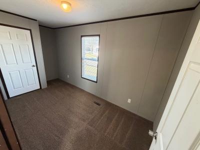 Photo 4 of 9 of home located at 320 Kingsbrook Newport, MI 48166