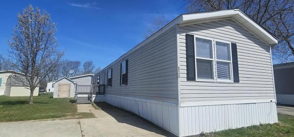 1998 Fleetwood Mobile Home For Sale