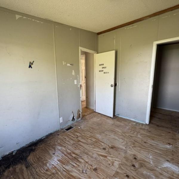 1998 General Mobile Home For Sale