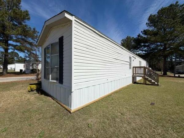 1999  Mobile Home For Sale