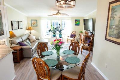 Mobile Home at 825 Tall Oak Rd Naples, FL 34113