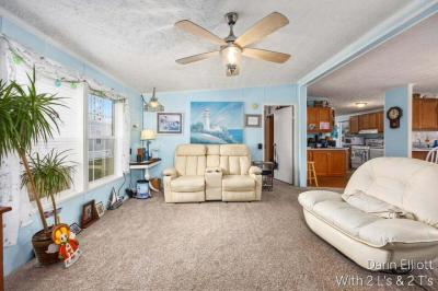 Photo 4 of 21 of home located at 280 W Scarlet Oak Dr Coopersville, MI 49404