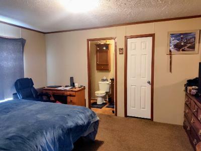 Photo 5 of 8 of home located at 6655 Jackson Ave Lot 176 Ann Arbor, MI 48103