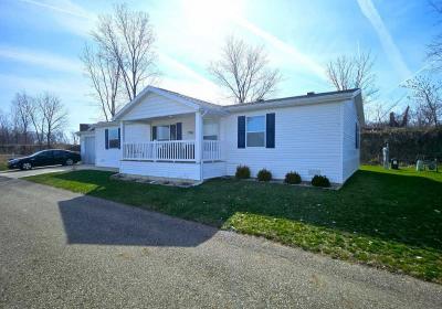 Photo 2 of 28 of home located at 1556 Deer Pt. Martin, MI 49070