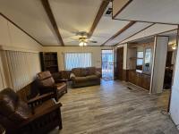 1986 Schult Manufactured Home