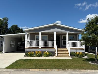 Mobile Home at 52519 Deerwood Ct Chesterfield, MI 48051