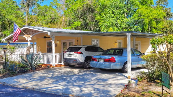 1984 Manufactured Home