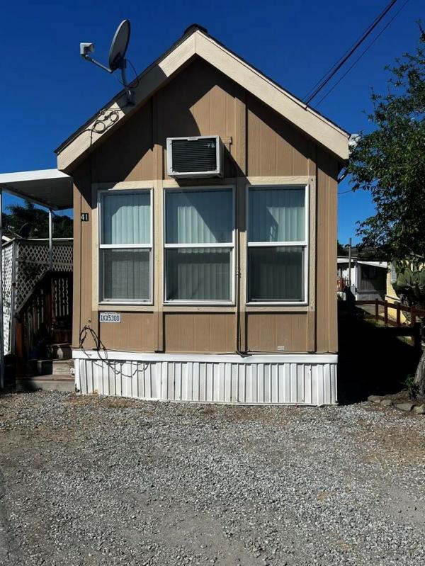 2008 pine  c/cchpt Mobile Home