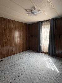 1985 Nashua 2 bedroom 1 bath Mobile Home