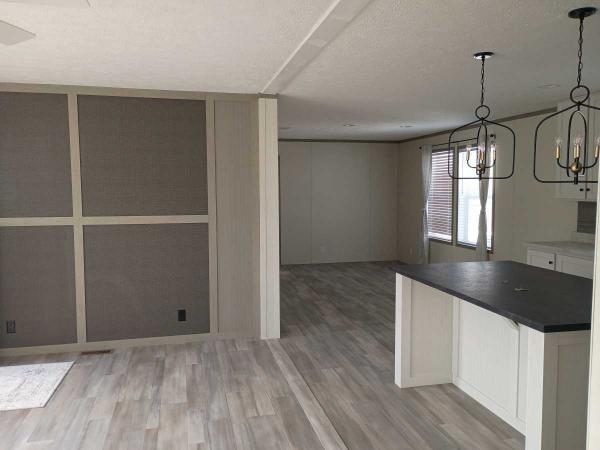 2025 Clayton Homes 5624-E744 Mobile Home