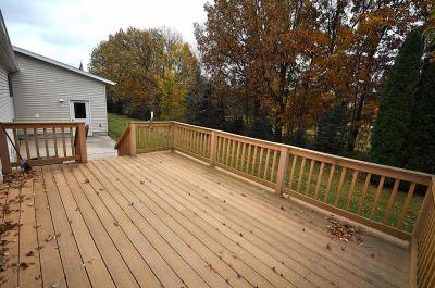 Photo 3 of 19 of home located at W6960 Edgewater Fond Du Lac, WI 54937