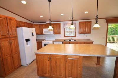 Photo 5 of 19 of home located at W6960 Edgewater Fond Du Lac, WI 54937