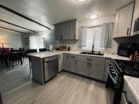 1981 GOLDEN WEST	 KINGSTON Manufactured Home