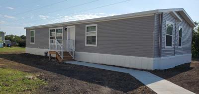 Photo 2 of 5 of home located at 199 Kingsway Dr North Mankato, MN 56003