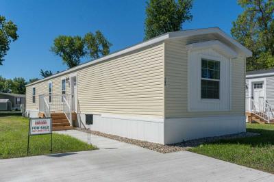 Mobile Home at 163 Kingsway Dr North Mankato, MN 56003