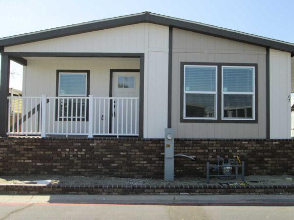 2025 Clayton Homes Tempo Stayin alive Mobile Home