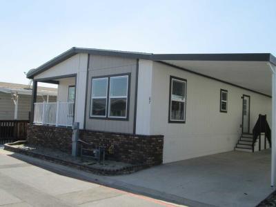 Photo 4 of 28 of home located at 16860 Slover Ave #67 Fontana, CA 92337