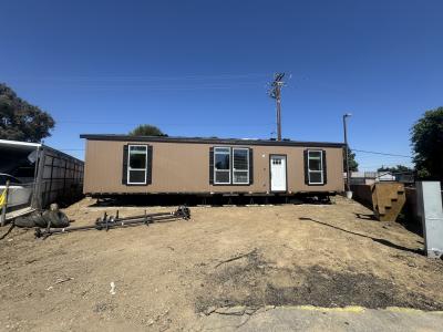 Mobile Home at 25000 Hawkbryn Ave Newhall, CA 91321