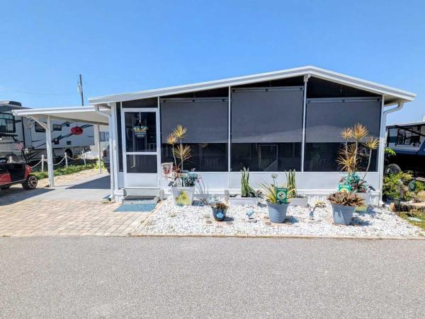  Mobile Home For Sale