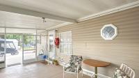 2000 Skyline Wood Manor Mobile Home