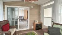 2000 Skyline Wood Manor Mobile Home