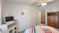 2000 Skyline Wood Manor Mobile Home