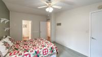 2000 Skyline Wood Manor Mobile Home