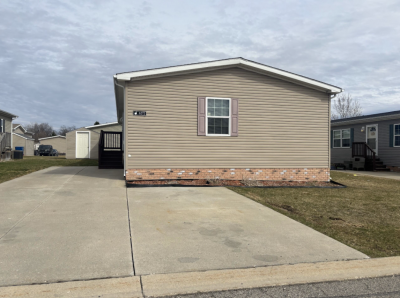 Mobile Home at 6272 Chadwick Ave Fenton, MI 48430