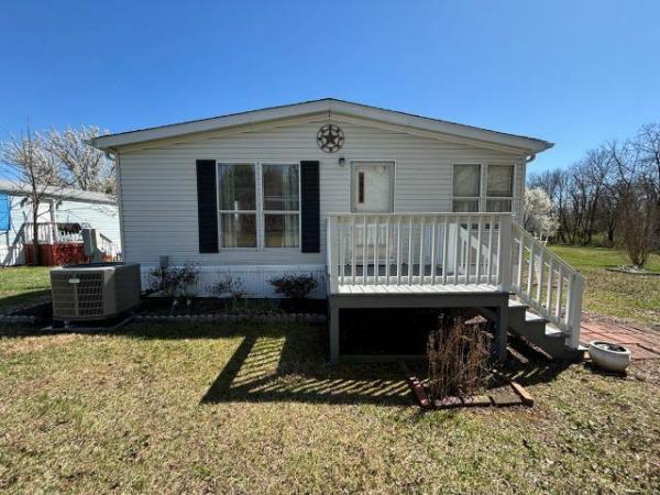 1995 Oakwood Mobile Home