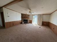 1995 Oakwood Mobile Home