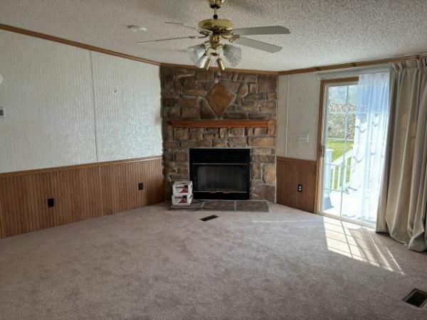 1995 Oakwood Mobile Home