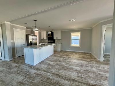 Photo 5 of 11 of home located at 2733 Pier Dr Ruskin, FL 33570