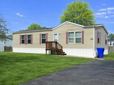 Photo 5 of 11 of home located at 1262 Ridgewood Dr. Lockport, NY 14094