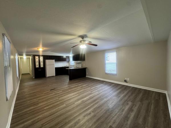 Photo 2 of 2 of home located at 1302 Heather Hills Huntsville, TX 77340