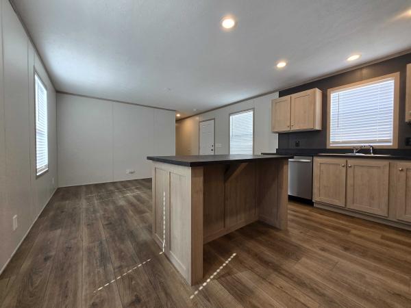 2025 Clayton-Wakarusa Mobile Home