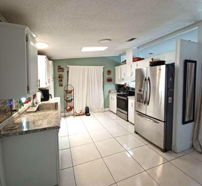 Photo 2 of 11 of home located at 6523 NW 36th Ave Coconut Creek, FL 33073