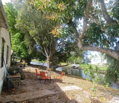 Photo 3 of 11 of home located at 6523 NW 36th Ave Coconut Creek, FL 33073