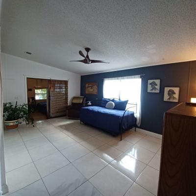 Photo 5 of 11 of home located at 6523 NW 36th Ave Coconut Creek, FL 33073