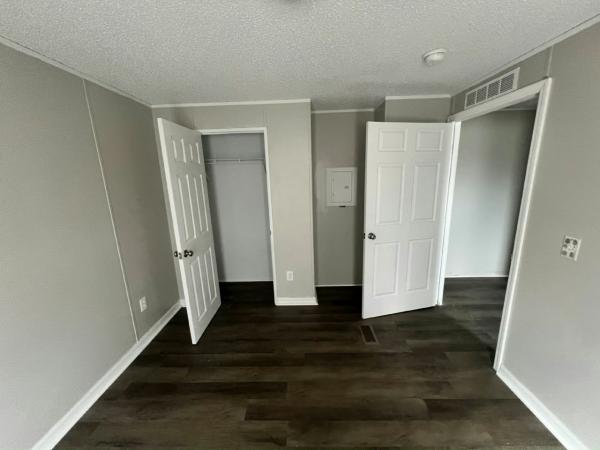2005 DEST NA  Home