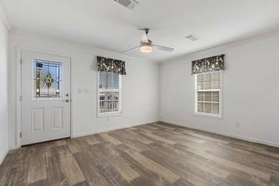 Photo 5 of 18 of home located at 532 Grady Avenue Lakeland, FL 33815