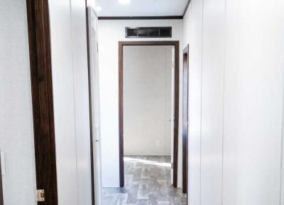 Photo 5 of 7 of home located at 16902 Dixie Highway, Lot 29 Hazel Crest, IL 60429