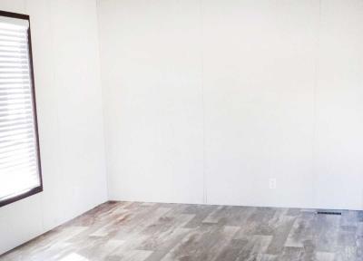 Photo 4 of 7 of home located at 16902 Dixie Highway, Lot 29 Hazel Crest, IL 60429