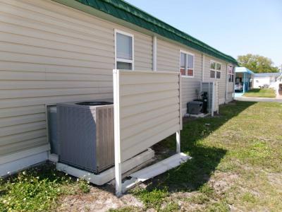 Photo 4 of 14 of home located at 7100 Ulmerton Rd Lot 2017 Largo, FL 33771