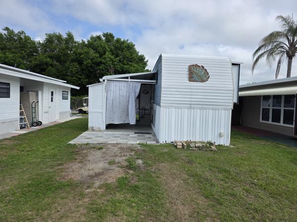 1997 FLEE Mobile Home For Sale