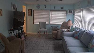 Photo 3 of 28 of home located at 12 Jackson Parkway Lake Placid, FL 33852